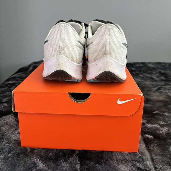 Nike Air Zoom Pegasus 38 - Picture 3 of 5